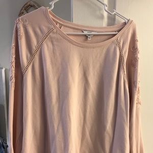 Sweatshirt with beads